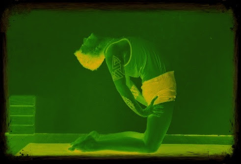 Yoga & Scorpio Season Storytime: Nervous System Ghosts, The Psoas, Ancestral Healing, A Missing Pumpkin, Embracing Our Shadows & Light!